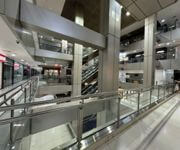 Profitable Beauty And Facial Salon Business For Takeover In Orchard Road! image 4