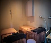 Beauty Salon with two strategically located in Central and Northeast image 2