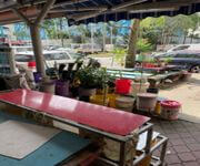 Yellow Box Rental In High-Traffic Area! image 5