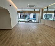 Highly Sought-After F&B Ground Floor Shophouse In Prime Bugis / City Hall. For Lease. image 2
