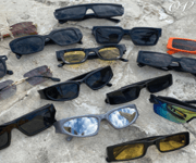 Stylish And Successful E-Commerce Brand Specializing In Vintage Eyewear For Sale image 2