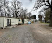 Caravan Cabin park. Vendors terms available. !!