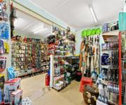 Excellent Vendors terms to buy this Garden centre and Hardware.