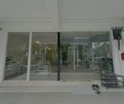 Pet Shop Takeover Opportunity – Fully Renovated, Avs-Approved, Ready To Operate, Prime Location