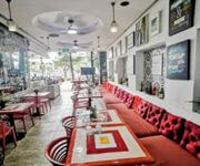 Cafe In Sentosa Cove For Take Over image 2